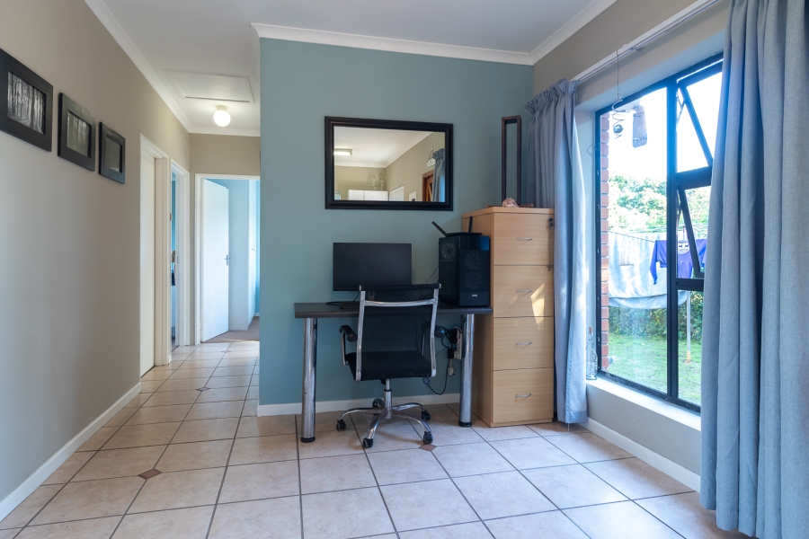 3 Bedroom Property for Sale in Seafield Eastern Cape